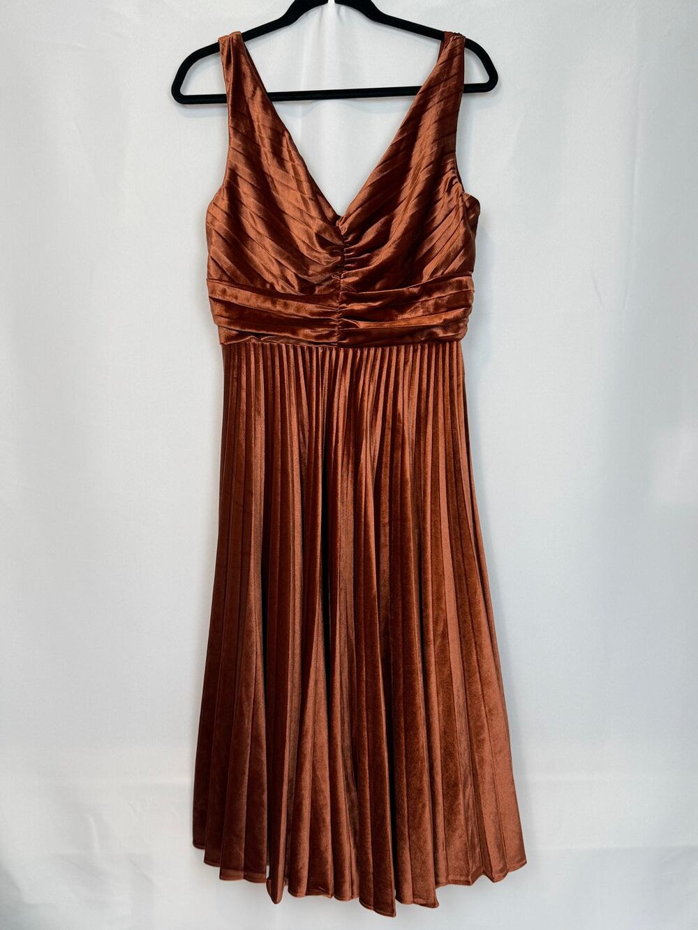 Maison Tara Copper Brown Pleated Velvet Dress V-Neck Ruched Size 10